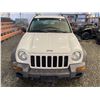 Image 6 : PARKSVILLE - 2003 JEEP LIBERTY WHITE 173625 MILES - B669714