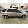 Image 12 : PARKSVILLE - 2005 CHEVY EQUINOX  SILVER 172836 KMS - B006364