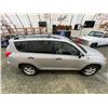 Image 13 : PARKSVILLE - 2008 TOYOTA RAV4 SILVER  143498 KMS - D130718