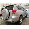 Image 14 : PARKSVILLE - 2008 TOYOTA RAV4 SILVER  143498 KMS - D130718