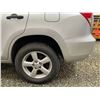 Image 29 : PARKSVILLE - 2008 TOYOTA RAV4 SILVER  143498 KMS - D130718