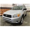 Image 3 : PARKSVILLE - 2008 TOYOTA RAV4 SILVER  143498 KMS - D130718