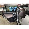Image 46 : PARKSVILLE - 2008 TOYOTA RAV4 SILVER  143498 KMS - D130718