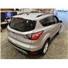 Image 16 : PARKSVILLE - 2018 FORD ESCAPE SILVER  167404 KMS - DA00317
