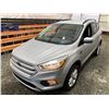 Image 4 : PARKSVILLE - 2018 FORD ESCAPE SILVER  167404 KMS - DA00317