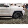 Image 33 : PARKSVILLE - 2018 JEEP CHEROKEE, WHITE, 164259 KMS, FOUR WHEEL DRIVE. - D398157