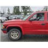 Image 26 : DUNCAN -- 2002 DODGE DAKOTA EXT CAB, RED, 236766 KM