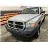 Image 3 : PARKSVILLE - 2005 DODGE DAKOTA SILVER 410969 KMS - D261291