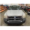 Image 7 : PARKSVILLE - 2005 DODGE DAKOTA SILVER 410969 KMS - D261291