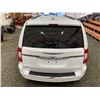 Image 19 : PARKSVILLE - 2014 CHRYSLER TOWN AND COUNTRY WHITE  235345 KMS - D231156