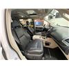 Image 39 : PARKSVILLE - 2014 CHRYSLER TOWN AND COUNTRY WHITE  235345 KMS - D231156