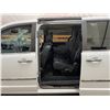 Image 45 : PARKSVILLE - 2014 CHRYSLER TOWN AND COUNTRY WHITE  235345 KMS - D231156