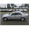 Image 7 : DUNCAN - 2000 MERCEDES-BENZ C-230 SILVER  172355 KMS - D947633