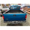 Image 19 : PARKSVILLE - 2001 FORD F-350 BLUE 355420 KMS - DB24050