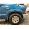 Image 25 : PARKSVILLE - 2001 FORD F-350 BLUE 355420 KMS - DB24050