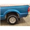 Image 29 : PARKSVILLE - 2001 FORD F-350 BLUE 355420 KMS - DB24050