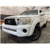 Image 1 : PARKSVILLE - 2007 TOYOTA TACOMA WHITE 242375 KMS - B350823