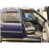 Image 36 : PARKSVILLE - 2004 FORD EXPLORER SPORT TRAC BLUE 261421 KMS - BC03427