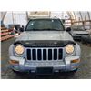 Image 6 : PARKSVILLE - 2002 JEEP LIBERTY SILVER 233807 KMS - B195112
