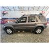 Image 23 : PARKSVILLE - 2002 FORD ESCAPE GREY 177813 KMS - BC35803