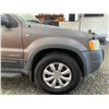 Image 25 : PARKSVILLE - 2002 FORD ESCAPE GREY 177813 KMS - BC35803