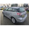 Image 9 : DUNCAN - 2006 TOYOTA MATRIX SILVER 263144 KMS - D568468