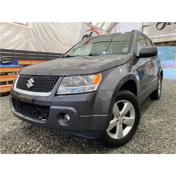 PARKSVILLE - 2010 SUZUKI GRAND VITARA  SILVER 227992 KMS - P100031