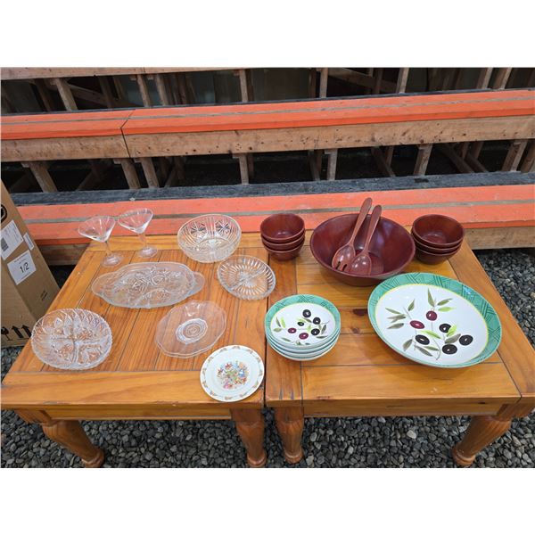 331 --WOODEN SALAD BOWL SETAND MIXED GLASSWARE
