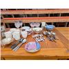 Image 2 : 332 -- CRYSTAL GLASSWARE, UTENSILS AND MORE