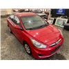 Image 10 : PARKSVILLE - 2012 HYUNDAI ACCENT RED 188262 KMS - D237385