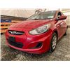 Image 2 : PARKSVILLE - 2012 HYUNDAI ACCENT RED 188262 KMS - D237385