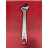 Image 1 : 24" Crescent Wrench