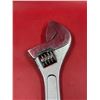 Image 2 : 24" Crescent Wrench