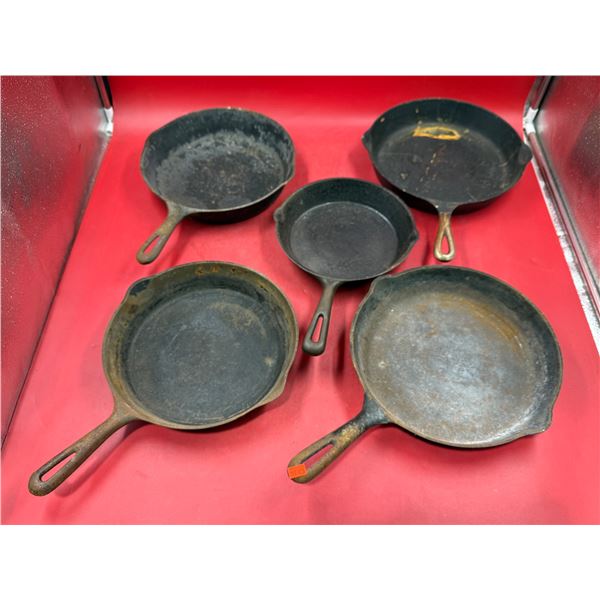 (5) Cast Iron Pans