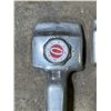 Image 2 : (3) Carpet Kickers
