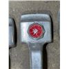 Image 3 : (3) Carpet Kickers