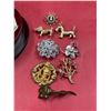 Image 2 : Floral Etched Glass Jewelry Box With Assorted Brooches