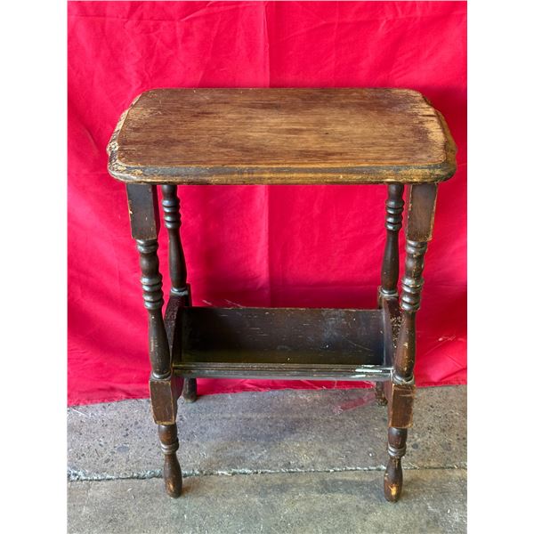 Vintage Side Table With Bottom Magazine Holder
