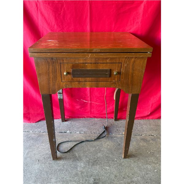 Vintage Domestic Sewing Machine (1 Leg Damaged)
