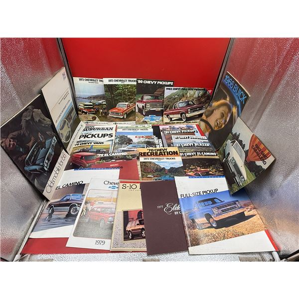 20+ Vintage Automotive Catalogues