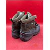 Image 3 : Eddie Bauer Waterproof Boots Size 11 (Clean)