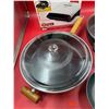 Image 4 : (3) Pans & George Foreman Grill
