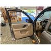 Image 49 : PARKSVILLE - 2002 FORD ESCAPE GREY 177813 KMS - BC35803