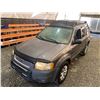 Image 4 : PARKSVILLE - 2002 FORD ESCAPE GREY 177813 KMS - BC35803