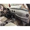 Image 38 : PARKSVILLE - 2006 JEEP LIBERTY BLUE 242590 KMS - B109232