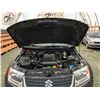 Image 32 : PARKSVILLE - 2010 SUZUKI GRAND VITARA  SILVER 227992 KMS - P100031