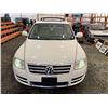 Image 7 : PARKSVILLE - 2006 VOLKSWAGEN TOUREG  WHITE 309705 KMS - D023887