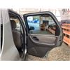 Image 41 : PARKSVILLE - 2006 FORD ESCAPE GREEN 208975 KMS - DD13336
