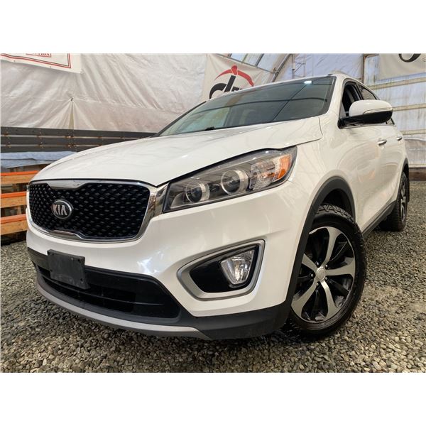 PARKSVILLE - 2016 KIA SORENTO WHITE 225484 KMS - D160712
