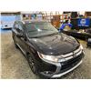 Image 10 : PARKSVILLE - 2016 MITSUBISHI OUTLANDER BLACK  217533 KMS - B604059